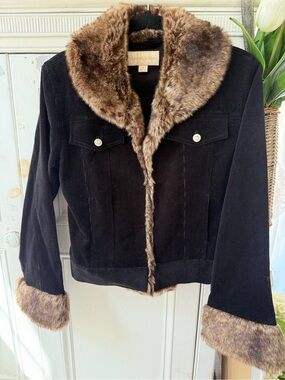 Monroe & Main Black Jacket with Brown Faux Fur Trim